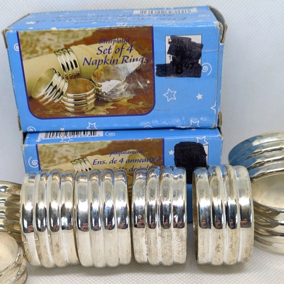 Set of 8 Elegance Silver Plate Napkin Rings Vintage Ribbed - Picture 2 of 7